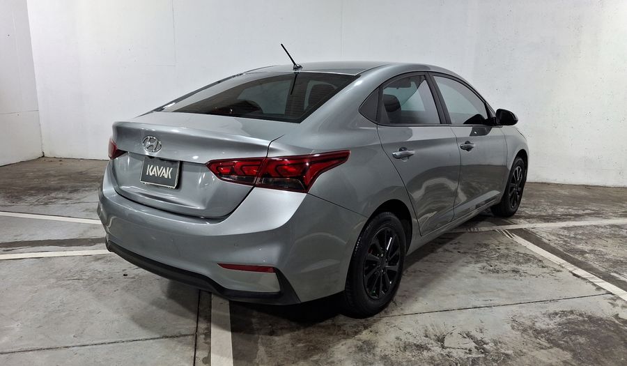 Hyundai Accent 1.6 GL MID Sedan 2022