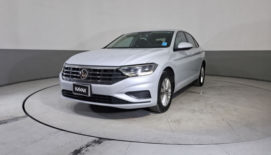 Volkswagen • Jetta