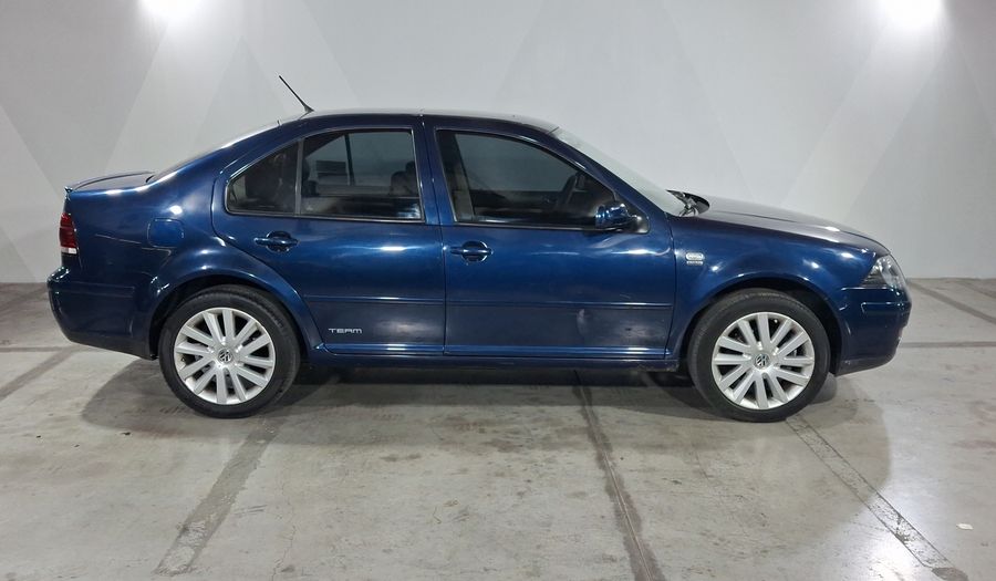 Volkswagen Jetta Clasico 2.0 GL TEAM MT Sedan 2014