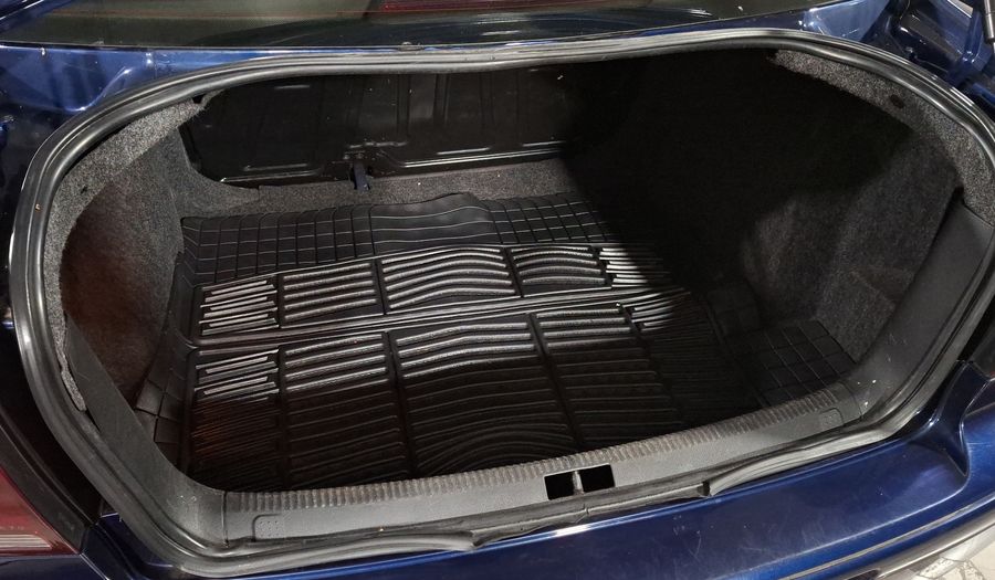 Volkswagen Jetta Clasico 2.0 GL TEAM MT Sedan 2014