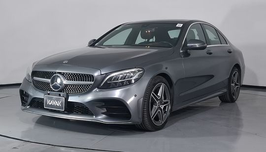 Mercedes Benz • Clase C
