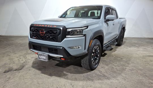 Nissan • Frontier
