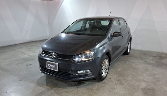 Volkswagen • Polo