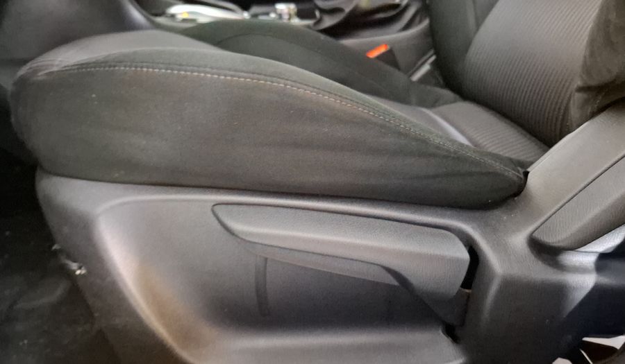 Mazda 3 2.0 SEDAN I TOURING TA Sedan 2015