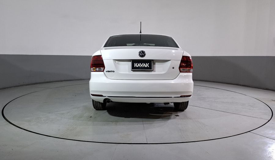 Volkswagen Vento 1.6 STARTLINE AUTO Sedan 2020