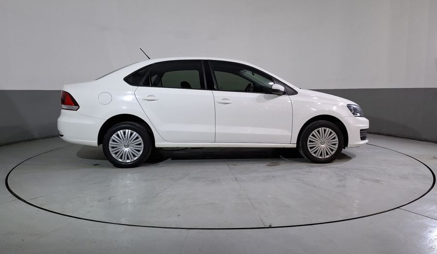 Volkswagen Vento 1.6 STARTLINE AUTO Sedan 2020
