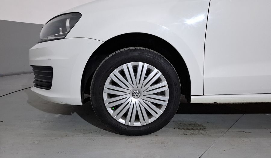 Volkswagen Vento 1.6 STARTLINE AUTO Sedan 2020