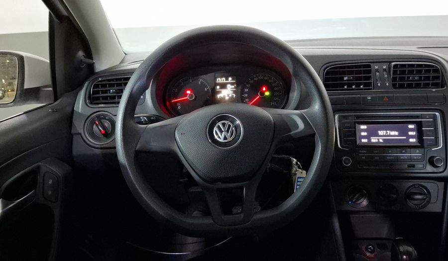 Volkswagen Vento 1.6 STARTLINE AUTO Sedan 2020