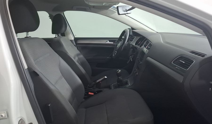 Volkswagen Golf 1.4 TRENDLINE MT Hatchback 2017