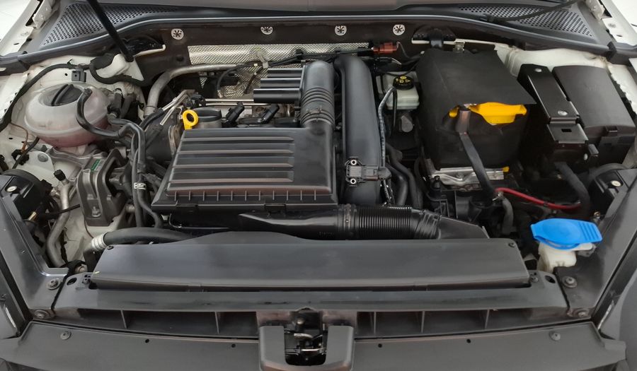 Volkswagen Golf 1.4 TRENDLINE MT Hatchback 2017