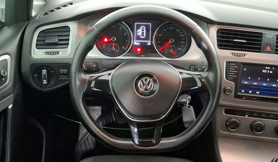 Volkswagen Golf 1.4 TRENDLINE MT Hatchback 2017