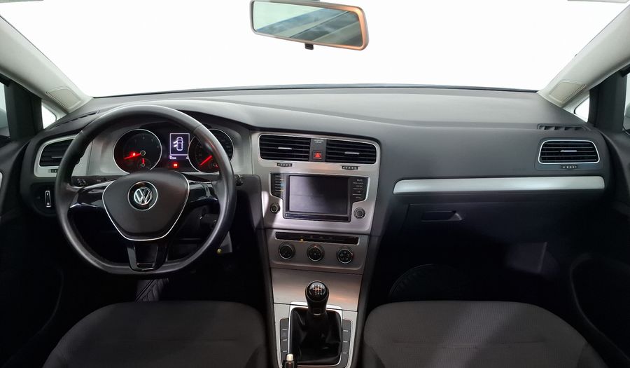 Volkswagen Golf 1.4 TRENDLINE MT Hatchback 2017
