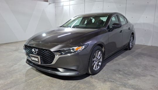 Mazda • Mazda 3