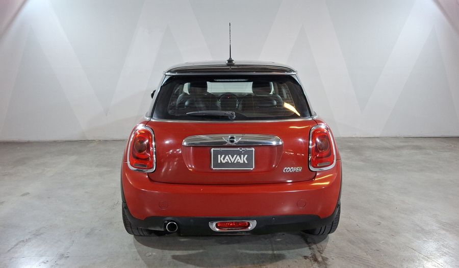 Mini Cooper 1.5 COOPER PEPPER Hatchback 2017