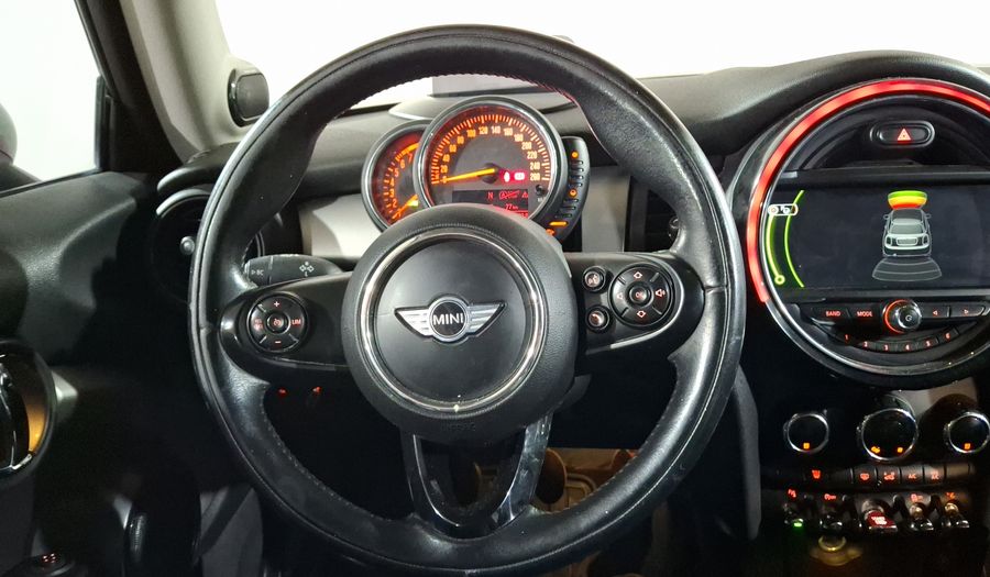 Mini Cooper 1.5 COOPER PEPPER Hatchback 2017
