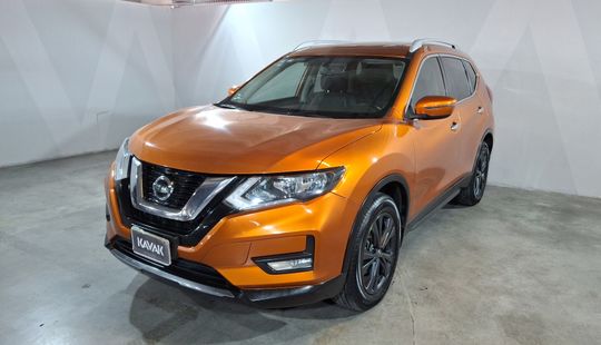 Nissan • X-Trail