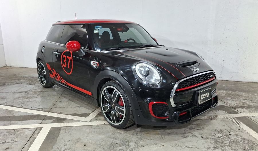 Mini John Cooper Works 2.0 JOHN COOPER WORKS HOT CHILI AT Hatchback 2017