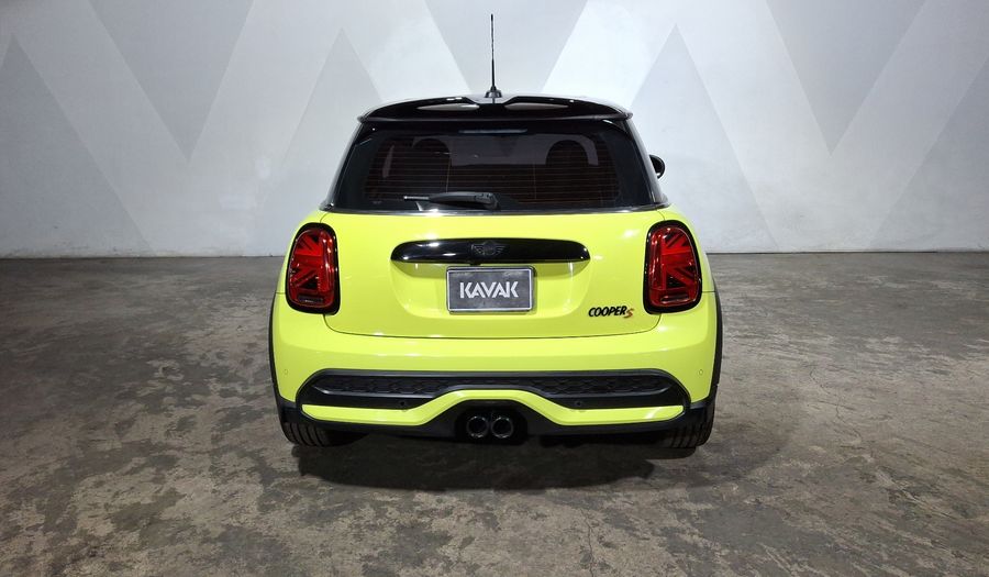 Mini Cooper S 2.0 COOPER CLASSIC DCT Hatchback 2023