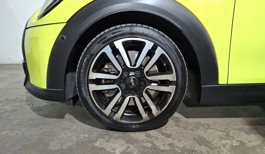 Mini Cooper S 2.0 COOPER CLASSIC DCT Hatchback 2023