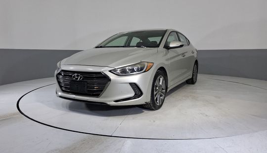 Hyundai • Elantra