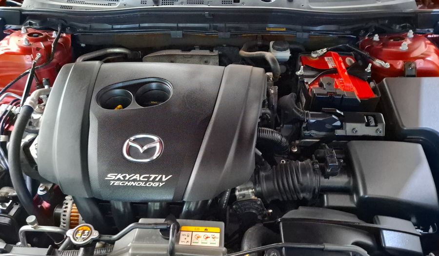 Mazda 3 2.5 SEDÁN S TA Sedan 2017