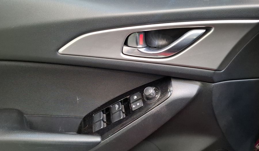 Mazda 3 2.5 SEDÁN S TA Sedan 2017
