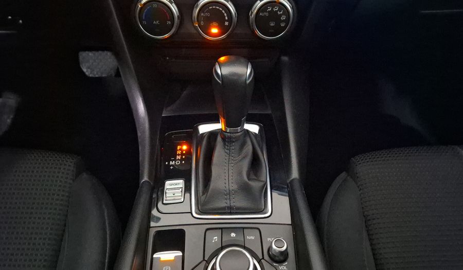 Mazda 3 2.5 SEDÁN S TA Sedan 2017