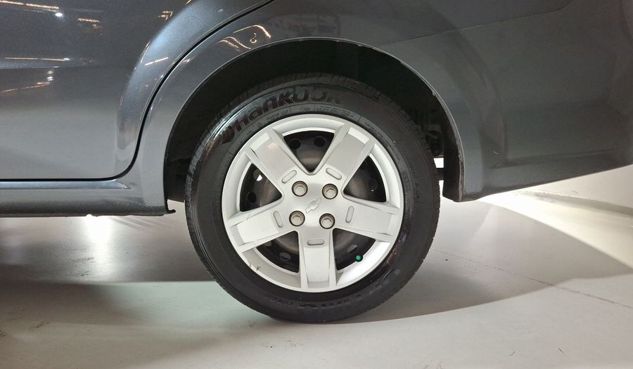 Chevrolet Aveo 1.6 MT B Sedan 2015