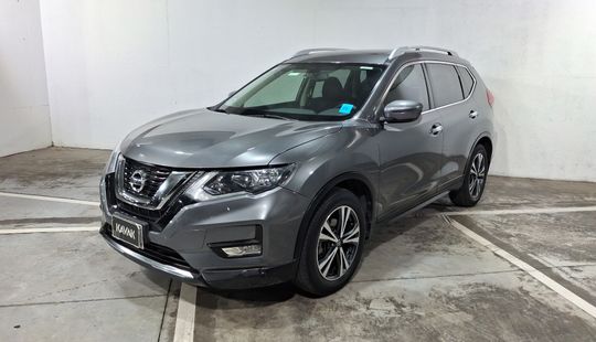 Nissan • X-Trail