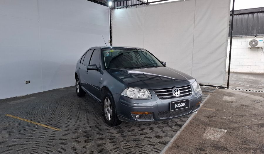 Volkswagen Bora 2.0 TRENDLINE Sedan 2012