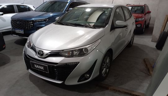 Toyota • Yaris