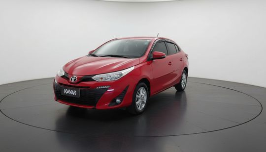 Toyota • Yaris