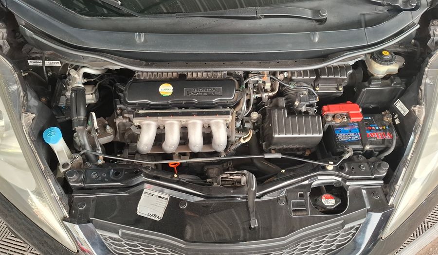 Honda Fit 1.5 EX MT Hatchback 2012
