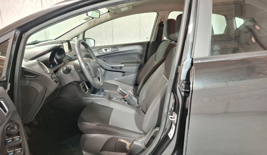 Ford Fiesta Kinetic Design 1.6 SE Hatchback 2018