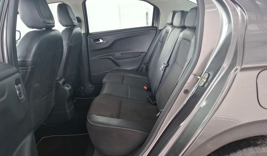 Peugeot 301 1.6 ALLURE PLUS Sedan 2018