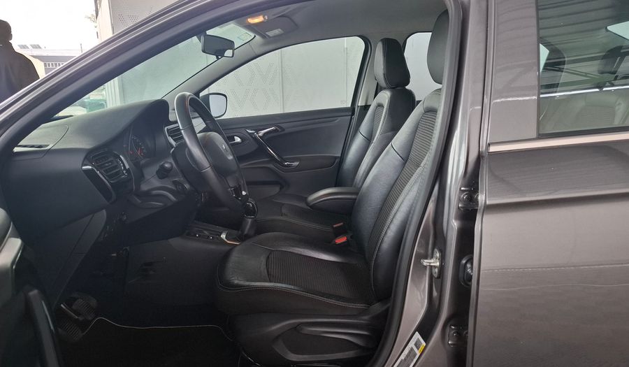 Peugeot 301 1.6 ALLURE PLUS Sedan 2018