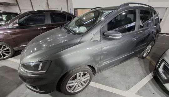 Volkswagen • Suran