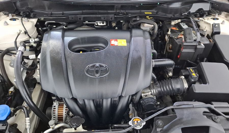 Toyota Yaris 1.5 R XLE AT Sedan 2016