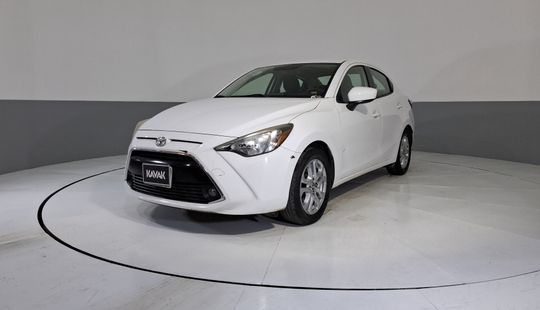 Toyota • Yaris