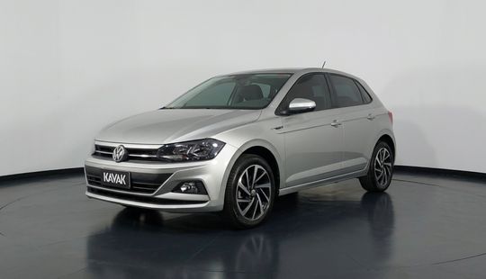 Volkswagen • Polo
