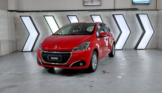 Peugeot • 208