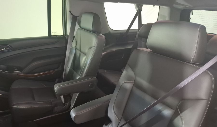 Chevrolet Suburban 5.3 C LT AT Suv 2017