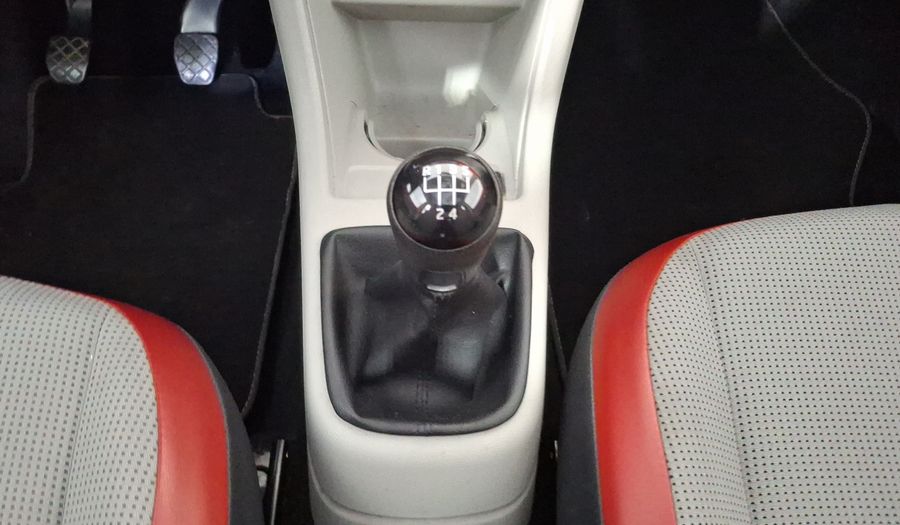 Volkswagen Up! 1.0 HIGH UP! Hatchback 2017
