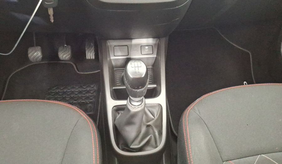Renault Kwid 1.0 INTENS Hatchback 2026