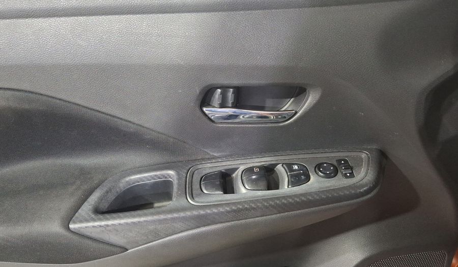 Nissan Versa 1.6 ADVANCE CVT Sedan 2021