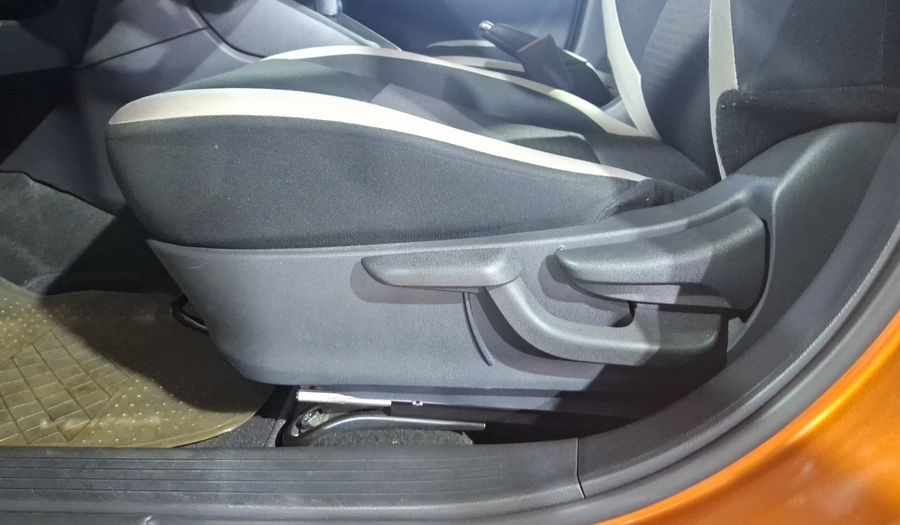 Nissan Versa 1.6 ADVANCE CVT Sedan 2021