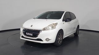 Peugeot • 208