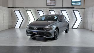 Volkswagen • Polo