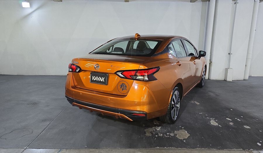 Nissan Versa 1.6 EXCLUSIVE CVT Sedan 2020