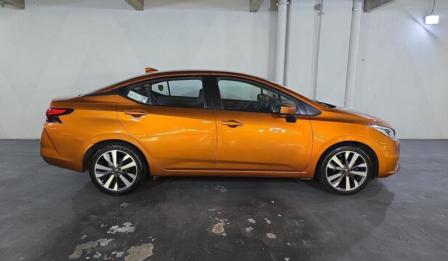 Nissan Versa 1.6 EXCLUSIVE CVT Sedan 2020